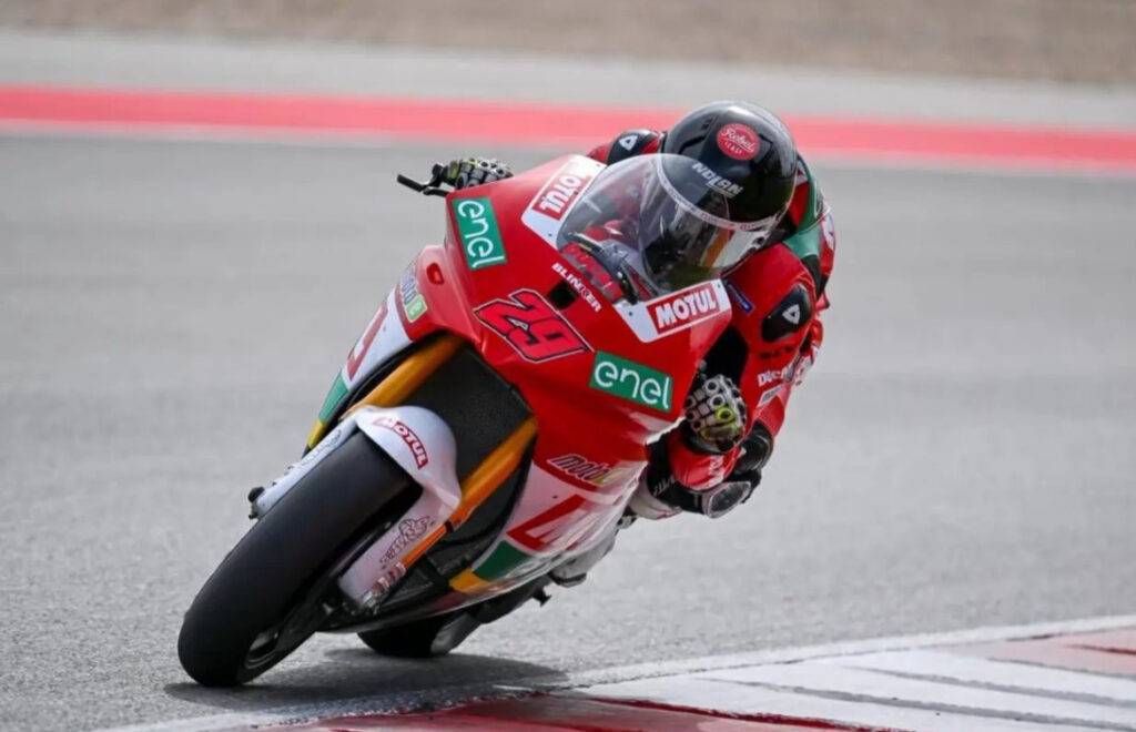 MotoE, Granado spreca: a Portimao Spinelli conquista la sua prima vittoria in una gara scoppiettante!