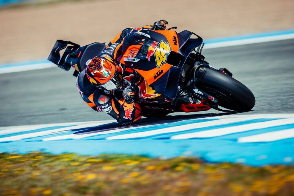 MotoGP, Pol Espagarò correrà in Australia e Malesia al posto di Maverick Vinales