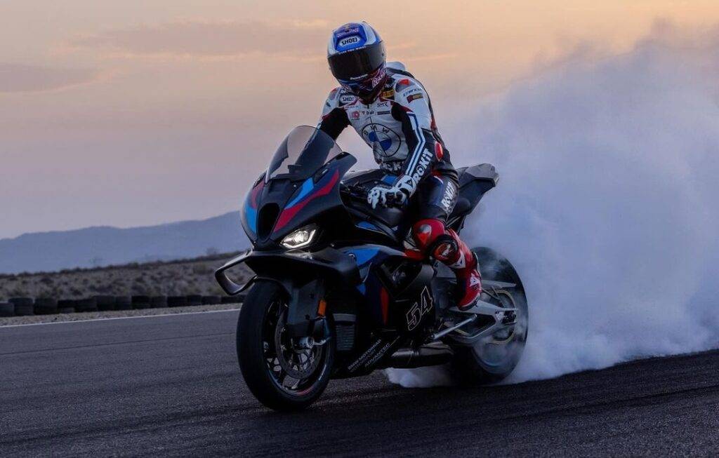 Razgatlioglu sembra fare sul serio: “Il mio sogno è ancora la MotoGP; il 2026 sarà la mia ultima chance”.