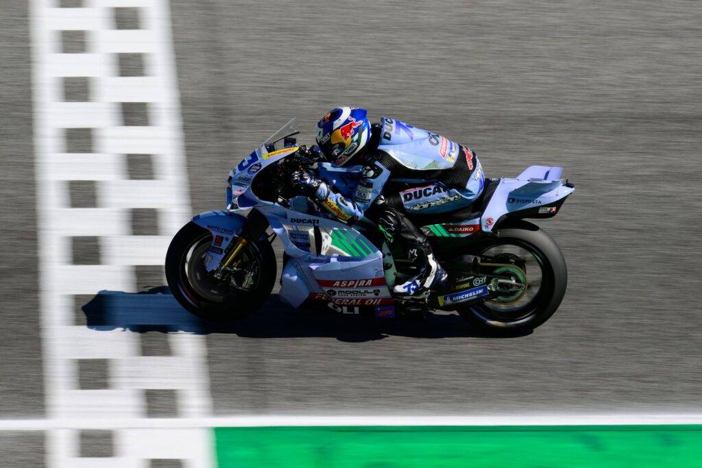 I fratelli Marquez dettano legge, Bagnaia fuori dal Q2. Tutto quello che non avete visto dal venerdì della MotoGP in Thailandia