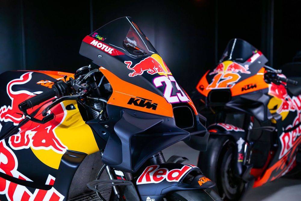 KTM: debiti sempre più bassi. Rincomincia la produzione di moto.