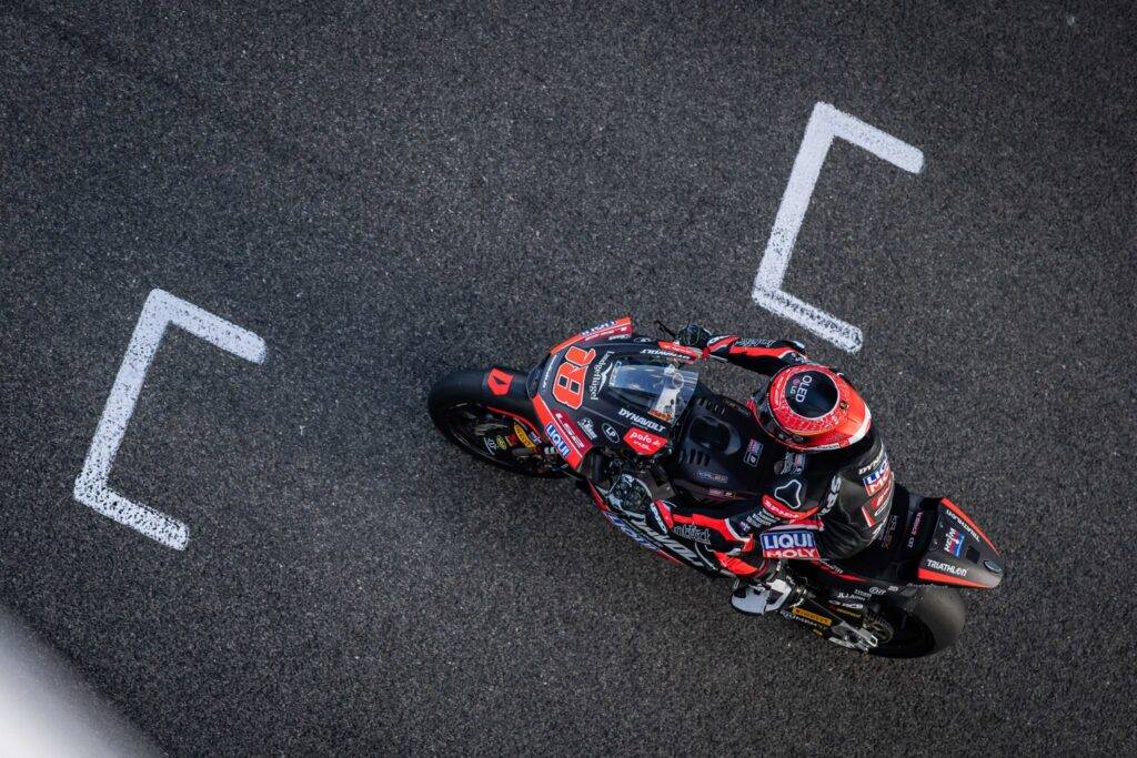 Moto2: Manu Gonzalez firma la prima pole del 2025. Vietti la sfiora, ma è in prima fila