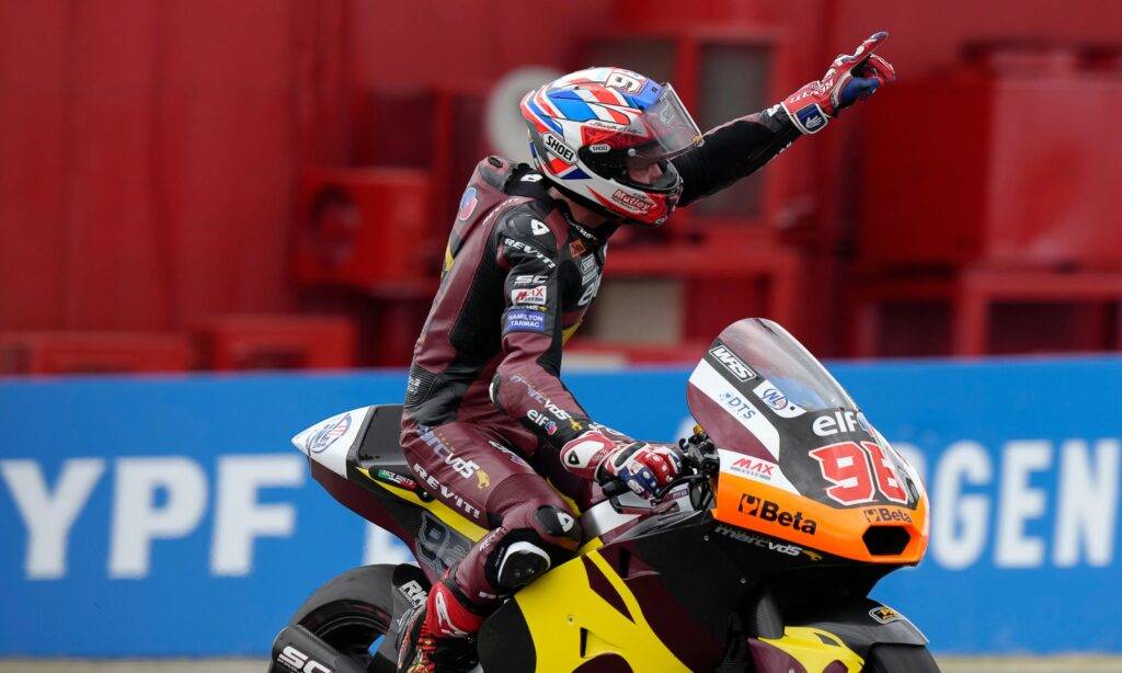 Jake Dixon firma la pole! Rinascita inaspettata di Alonso