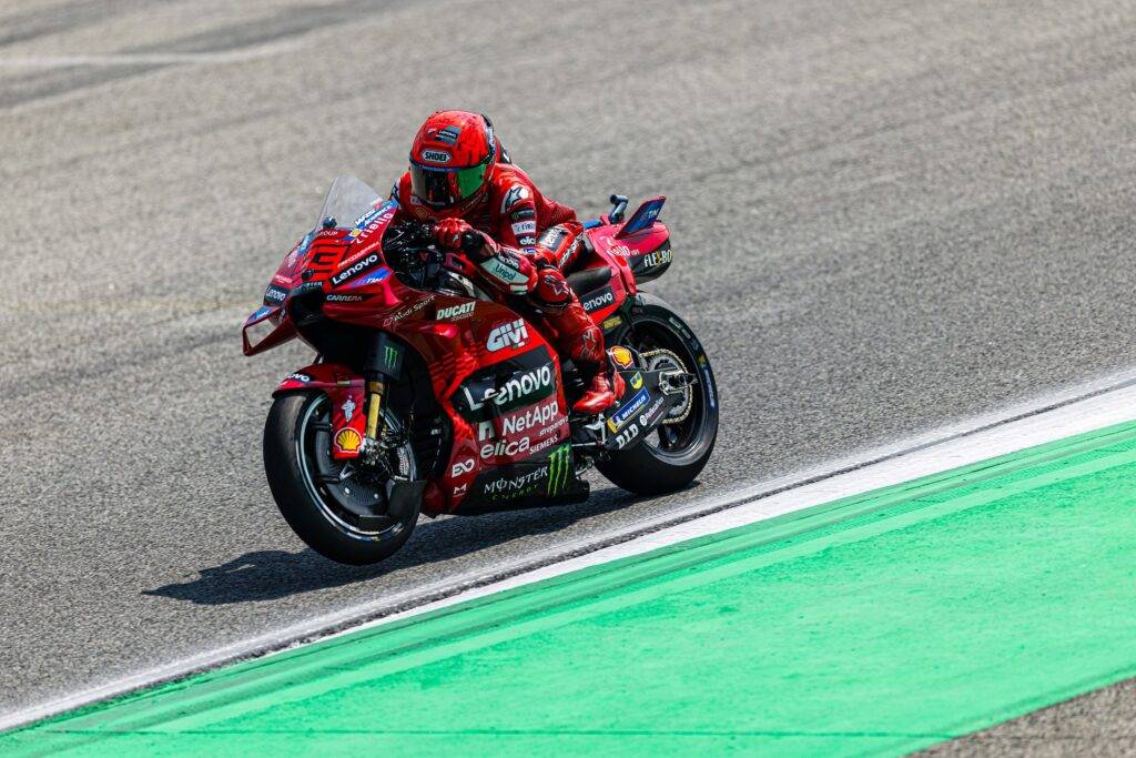 Marquez ancora davanti a tutti: “Domani faremo un altro step. Arriverà anche Bagnaia”