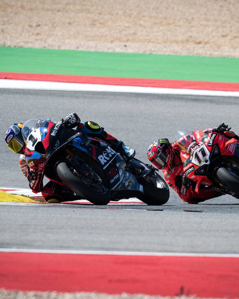 WorldSBK, solo applausi per questi due. Toprak beffa Bulega anche in Gara2