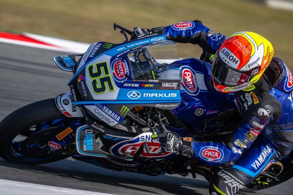 WorldSBK, clamoroso: Bulega rompe di nuovo, prima vittoria per Locatelli
