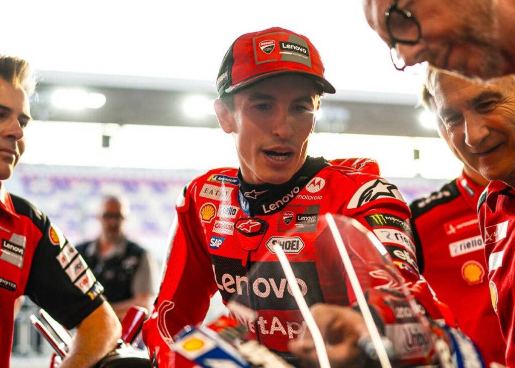 Marc Marquez davanti a tutti nelle FP1 in Qatar: dietro Diggia e Pecco Bagnaia.