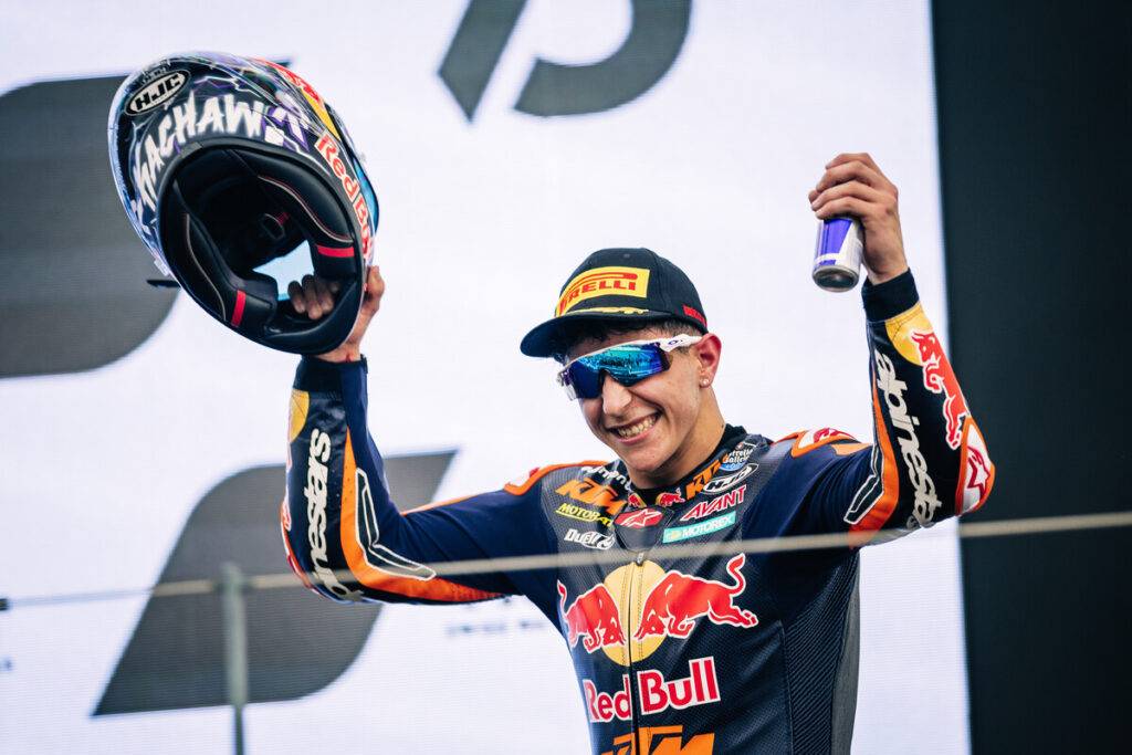 Moto3: Rueda stravince a Jerez davanti a Piqueras e Kelso. Gara fantastica anche per Guido Pini che chiude 7°.