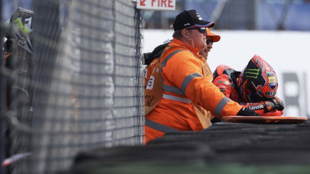 Cos’è successo a Nicolò Bulega ad Assen? “Per me è lo stesso problema di stamattina”