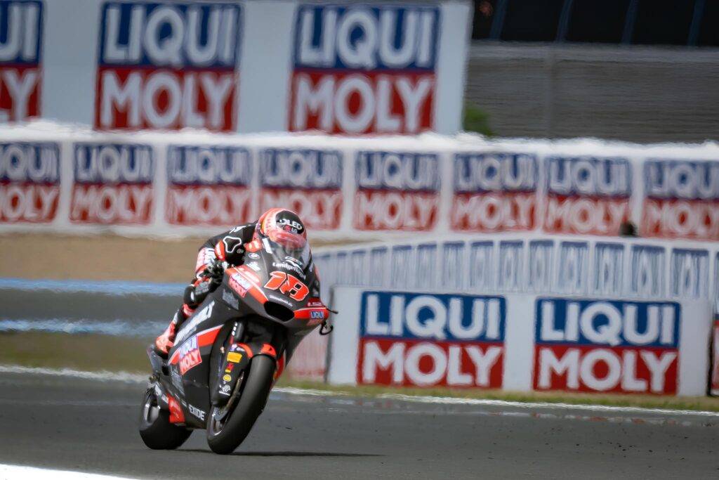 Moto2, Manu Gonzalez tiene a bada Baltus e vince a Le Mans