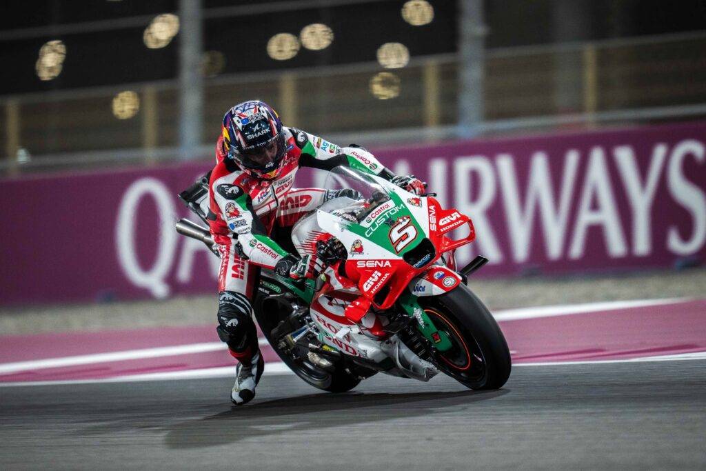 Zarco vince! Le lacrime di gioia della famiglia per la gara più assurda di sempre