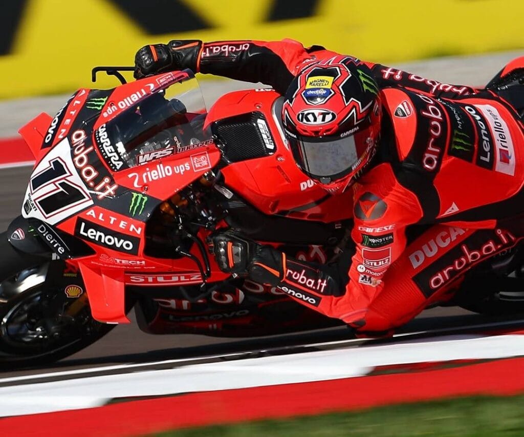WorldSBK FP2, Bulega chiama e Toprak risponde, Bimota terza con Bassani