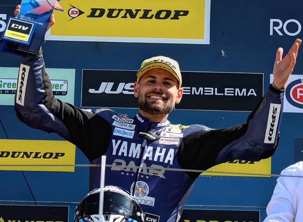 CIV SBK: al Mugello Delbianco si mette subito davanti, dietro di lui Pirro.