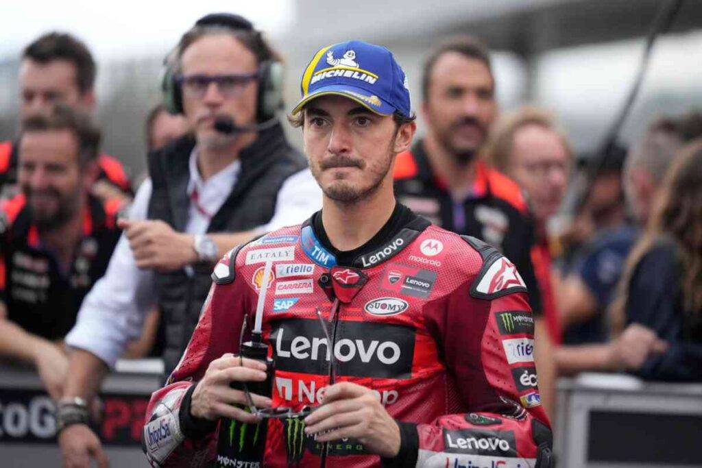Pecco Bagnaia nel giovedì di Silverstone: “Cercherò di trovare il mio feeling, ma siamo pronti a tutto”.