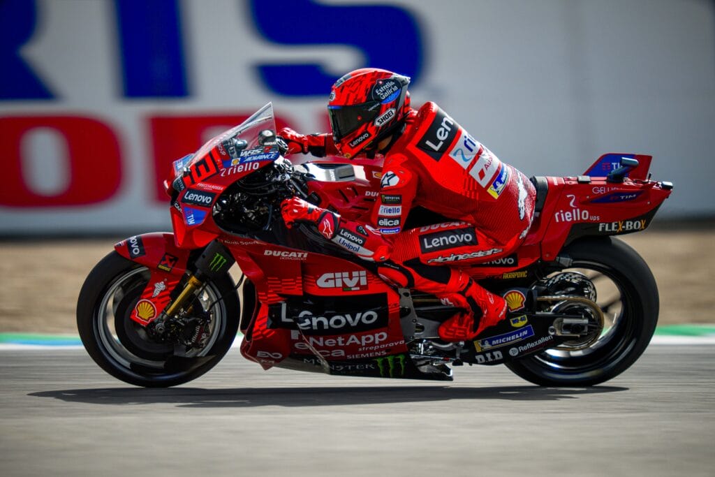 Kevin Schwantz: “La MotoGP è diventata noiosa, la Superbike è vero racing”. E su Toprak in MotoGP…