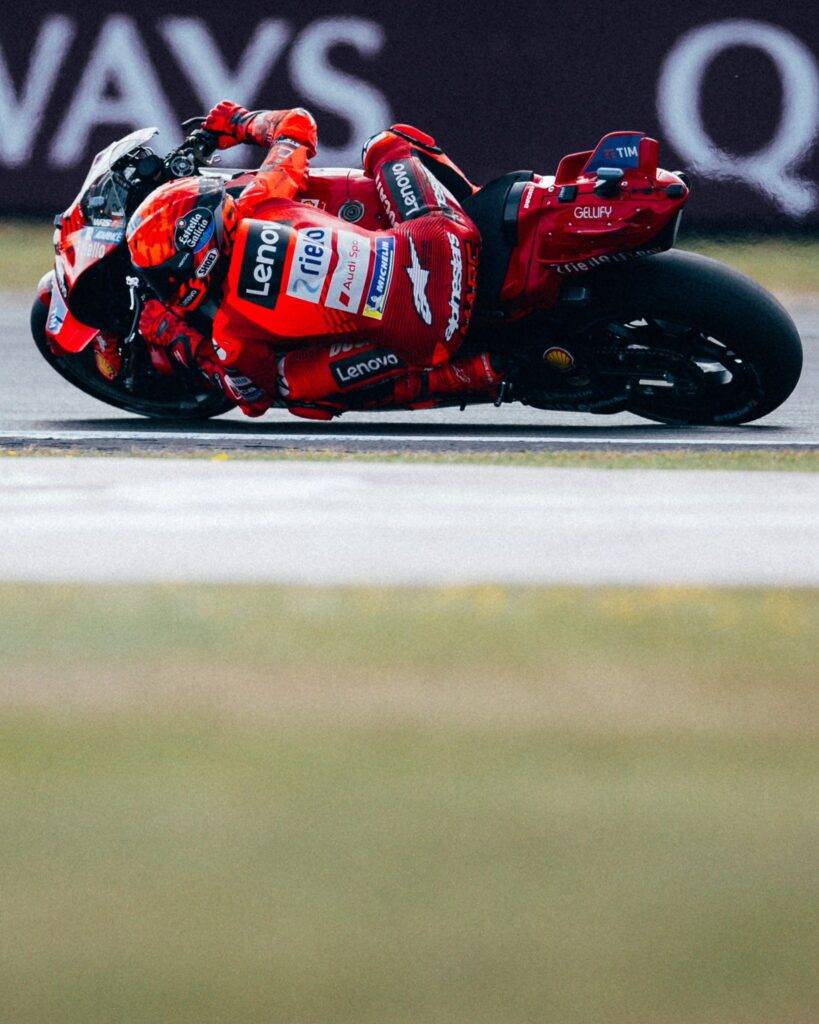 Marc Marquez in pista a Silverstone