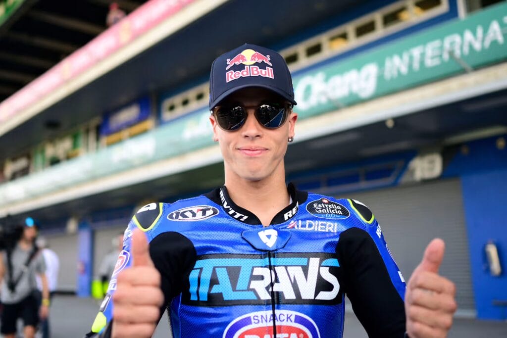 Moto2, Moreira domina e recupera altri punti nel mondiale. Sul podio con lui Gonzalez e Guevara