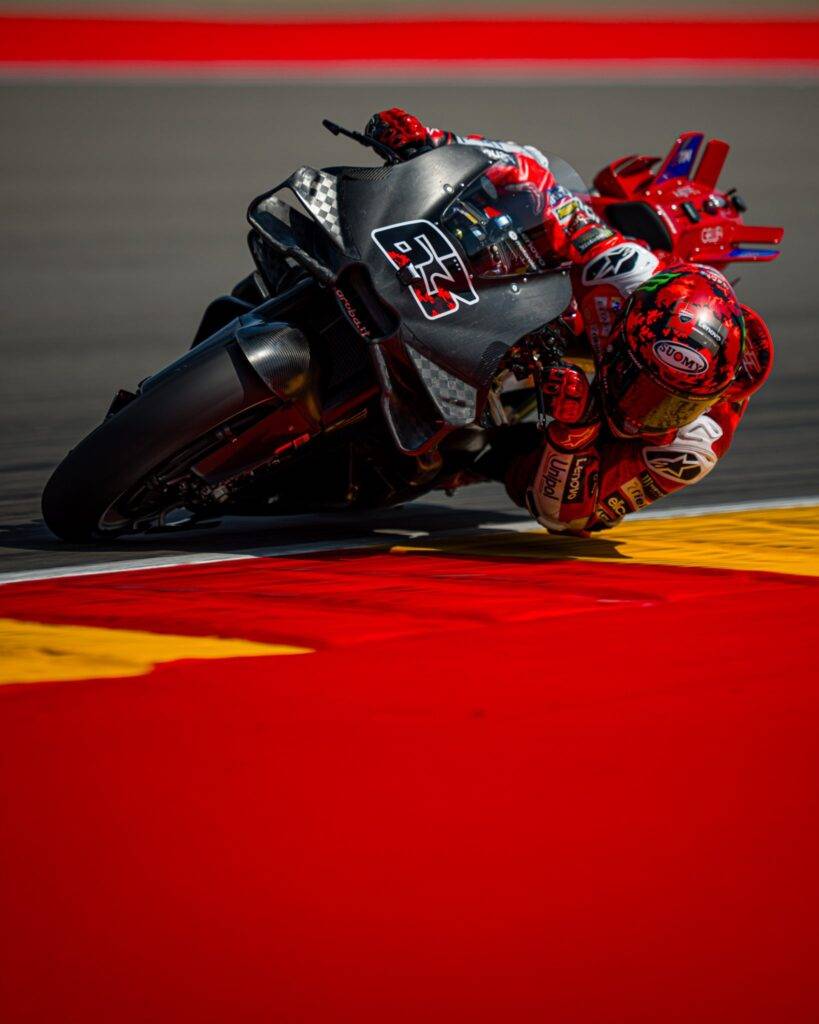 Pecco Bagnaia in pista con la nuova carena Ducati MotoGP ad Aragon
