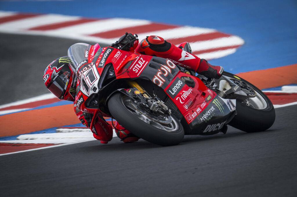 WorldSBK, a Misano si parla italiano con  Bulega in testa, terzo tempo per Montella.