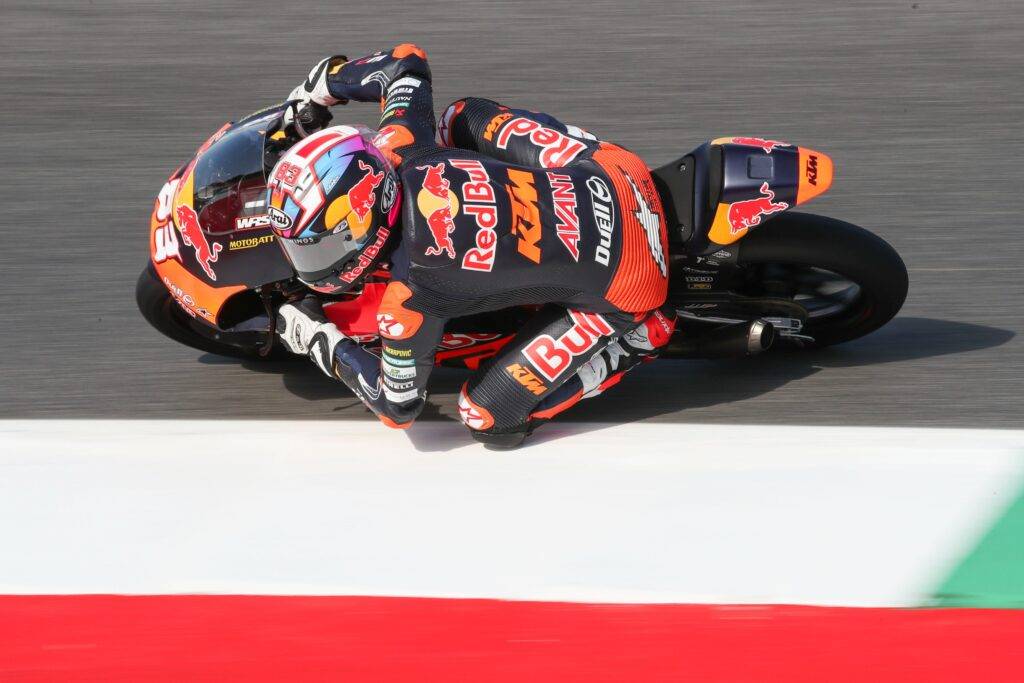 Moto3, Carpe strappa la pole all’ultimo respiro! Deludono gli italiani