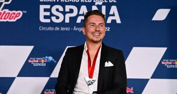 Jorge Lorenzo si racconta a MigBabol: “Dedicavo 8 ore al giorno al mio sport; ma dopo 30 anni ero un po’ bruciato”.