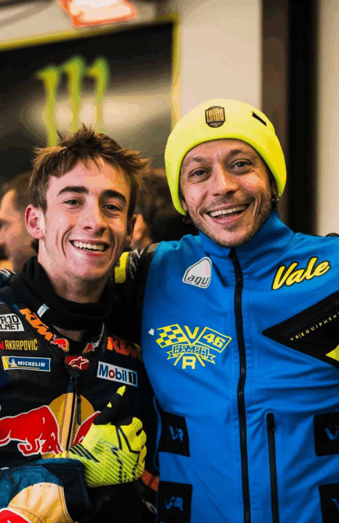 Pedro Acosta e Valentino Rossi
