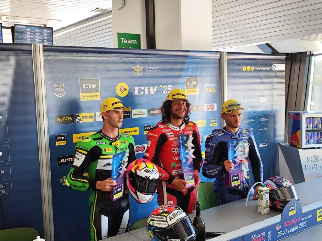 CIV Supersport, la rimonta di Ottaviani si ferma al secondo posto, prima gioia per Mantovani!