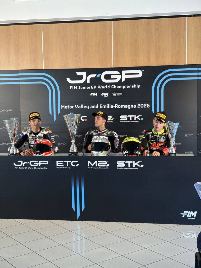 JuniorGP: Marco Morelli vince in volata Gara-1 a Misano davanti a Brian Uriarte; sul podio anche Gonzalez.