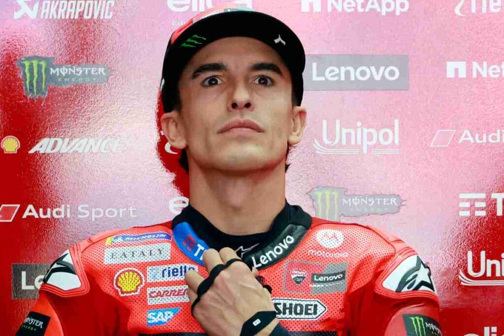 Il Dottor Angel Charte avverte tutto il pubblico della MotoGP: “L’infortunio di Marc Marquez è grave”.