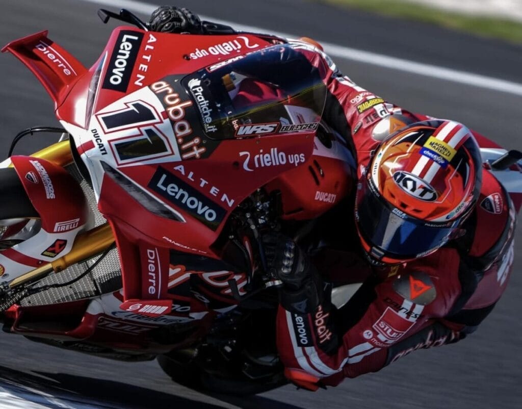 Nicolò Bulega in pista a Phillip Island