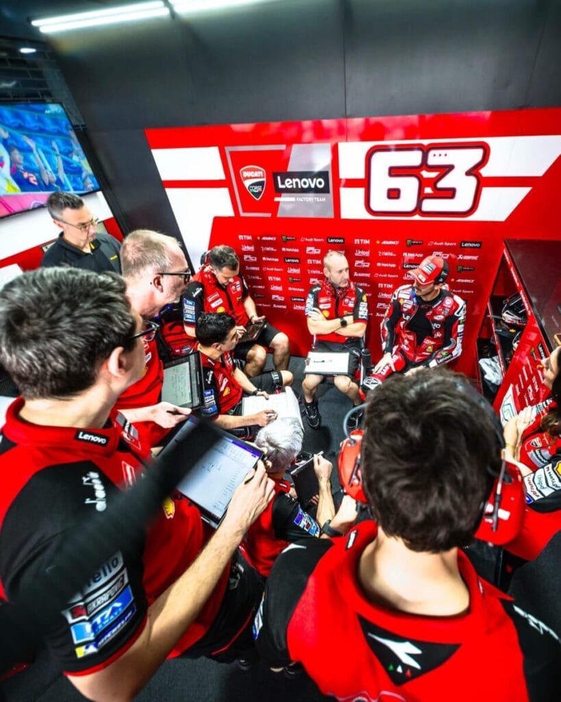 GP Thailandia, disastro Bagnaia: chiude 15° ed è costretto al Q1 