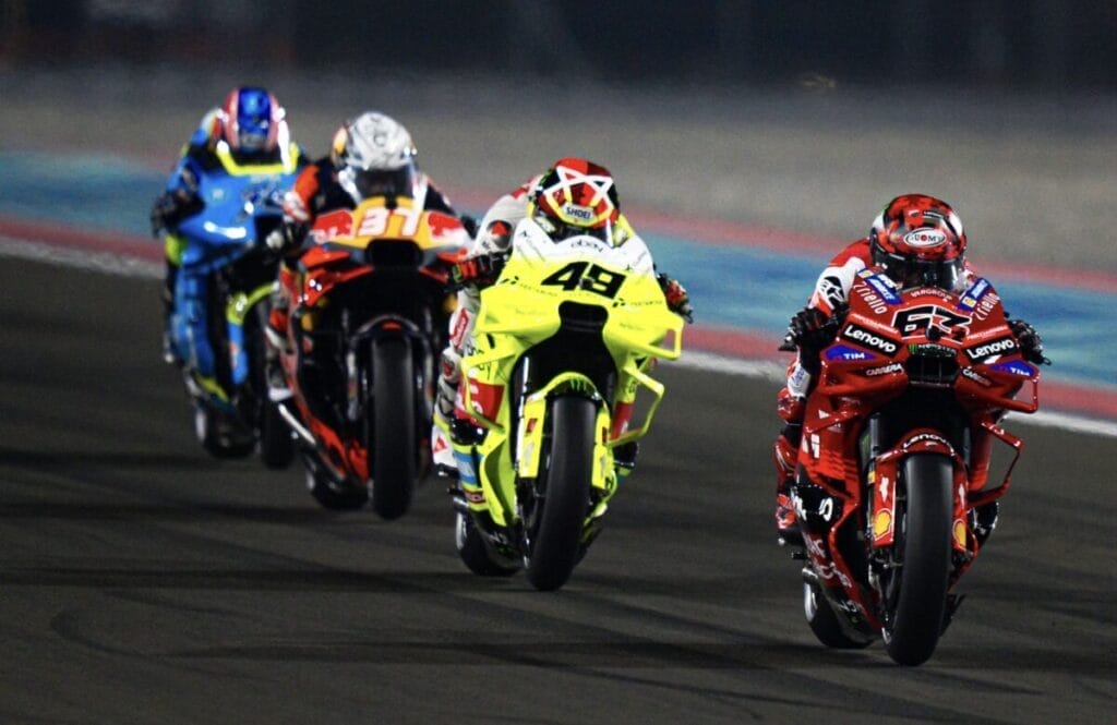 MotoGP ha spostato il GP del Qatar a novembre, slittano anche Portimao e Valencia