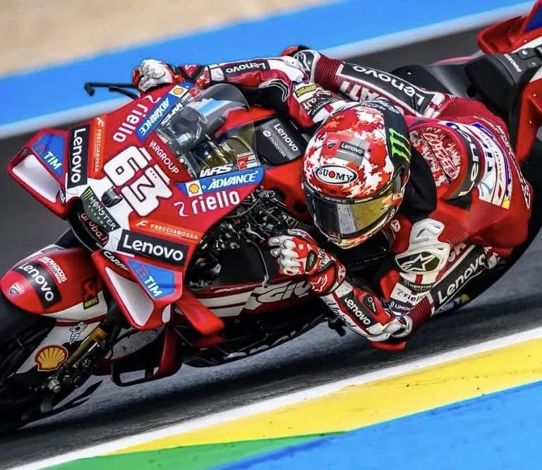 Pecco Bagnaia in gara a Goiâna
