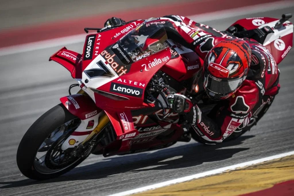 WorldSBK Aragon, Lecuona sorprende tutti in FP2: Ducati davanti, Bulega insegue per 81 millesimi