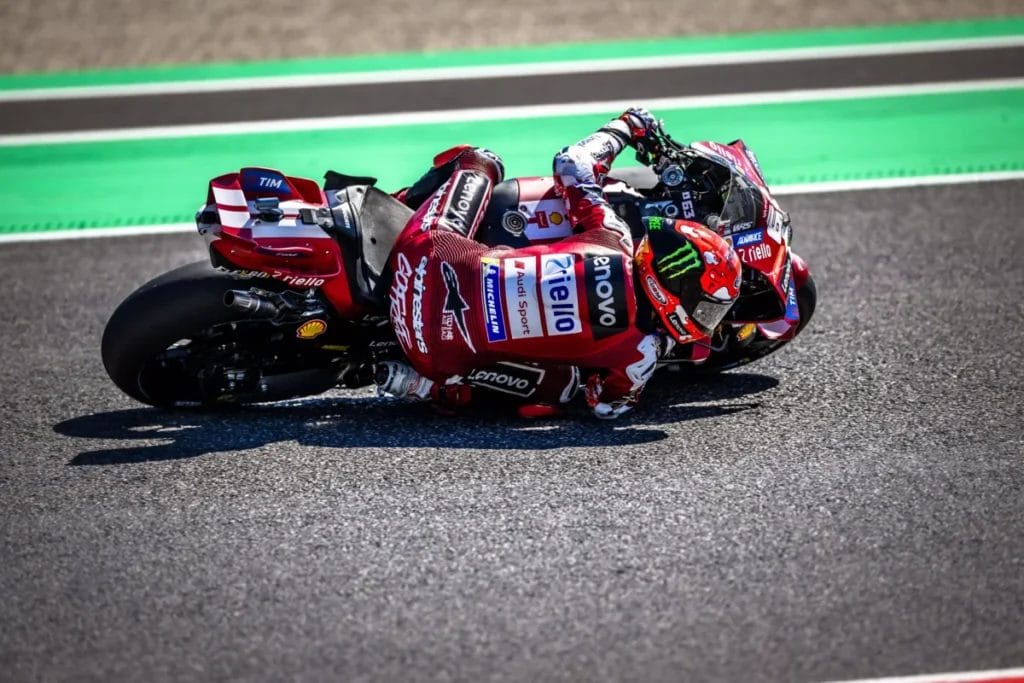 Ducati ammette la superiorità Aprilia: Tardozzi senza giri di parole. “Oggi sono più forti di noi”